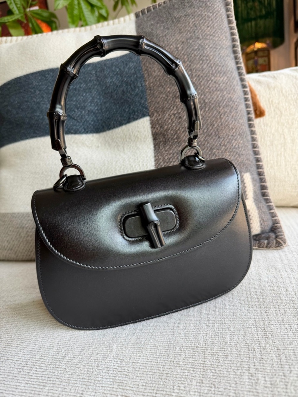 GUCCI Black Leather Top-Handle Women's Bag with Bamboo Accent